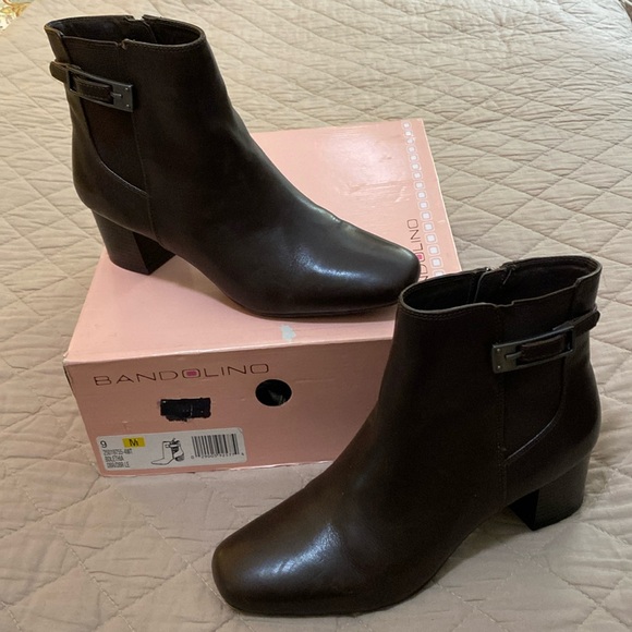 BANDOLINO LETHIA BOOTIES. SIZE 9. DARK BROWN LEATHER. BARELY WORN! - Picture 2 of 6